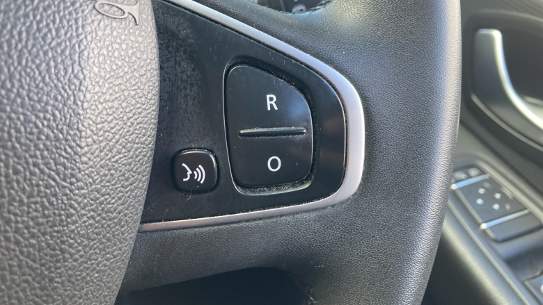 Renault Clio 0.9 TCE 90 Iconic 5dr Petrol Hatchback